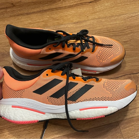 Men’s Adidas Solarglide 5 Running Shoe - Picture 3 of 4